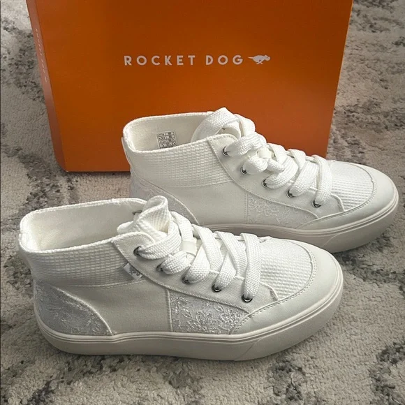 Rocket Dog Ivory Lace High-Tops - Picture 3 of 6